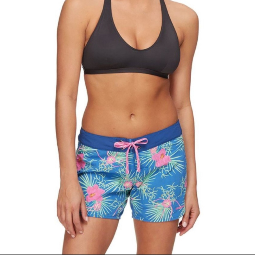 Patagonia women's wavefarer board shorts size 12